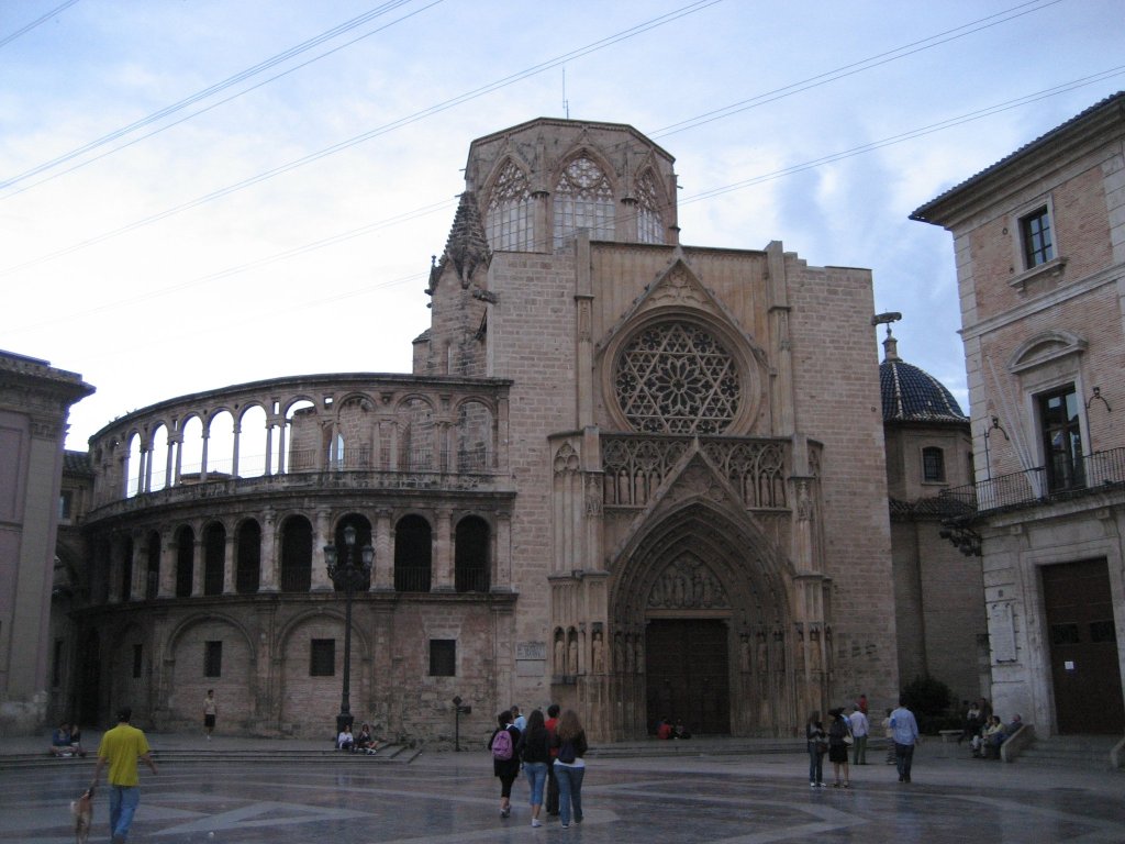 257077_10150656192870434_6277509_o