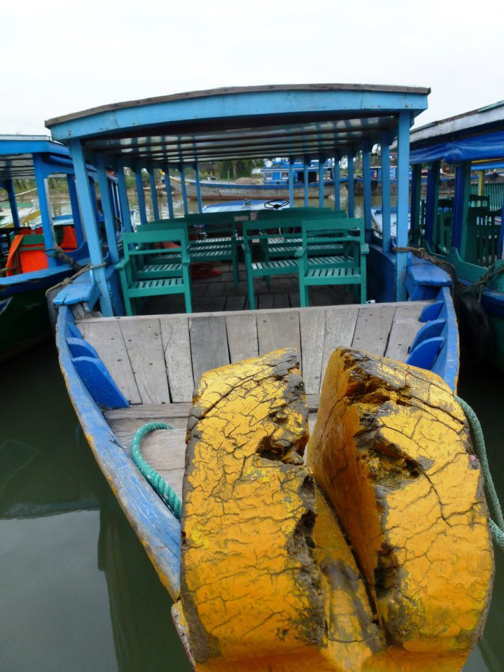 431303_10151367507615434_2128911087_n