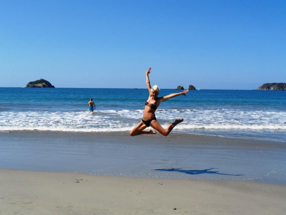 296508_10152649338565434_2071824412_n