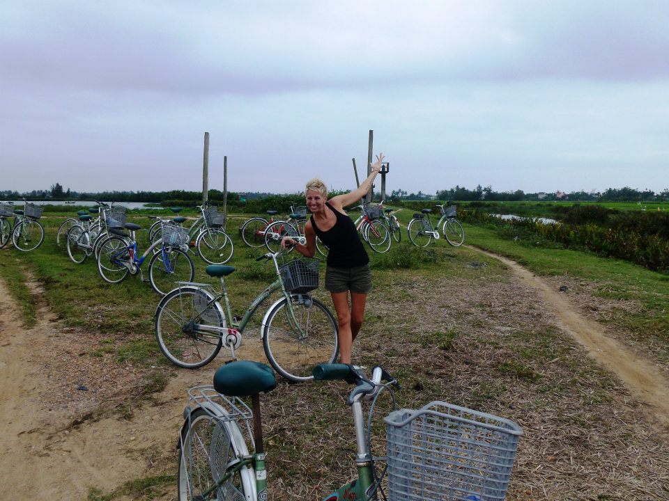 424141_10151367622780434_919284120_n