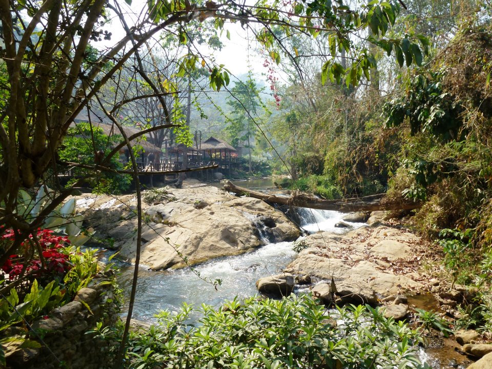 432361_10151370753890434_656385483_n