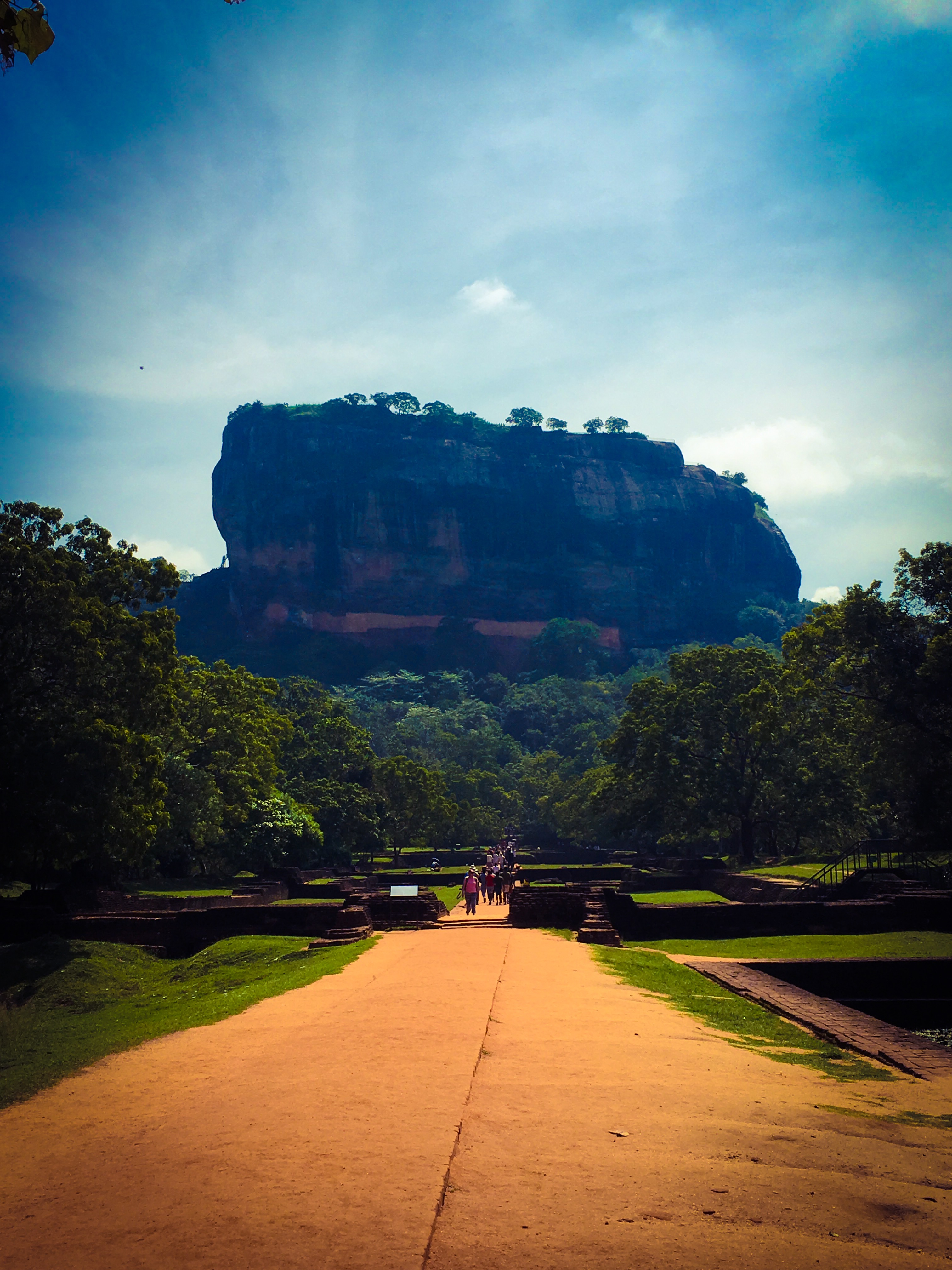 A881B5C4-AC4D-4CAB-8AF5-4EAA4CA8D709