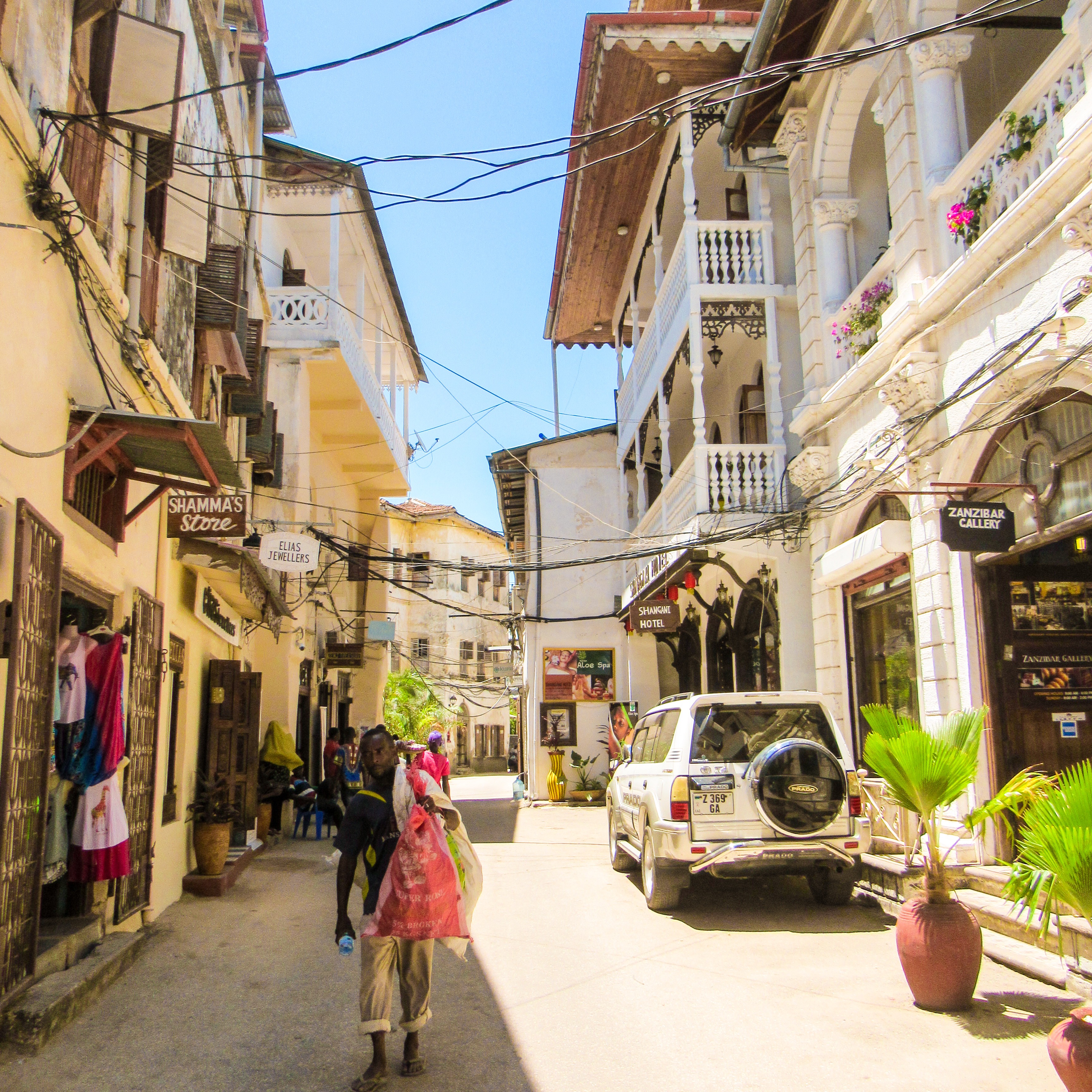 C32662EE-25A9-4C3B-A6C9-84E5C47AB0AC