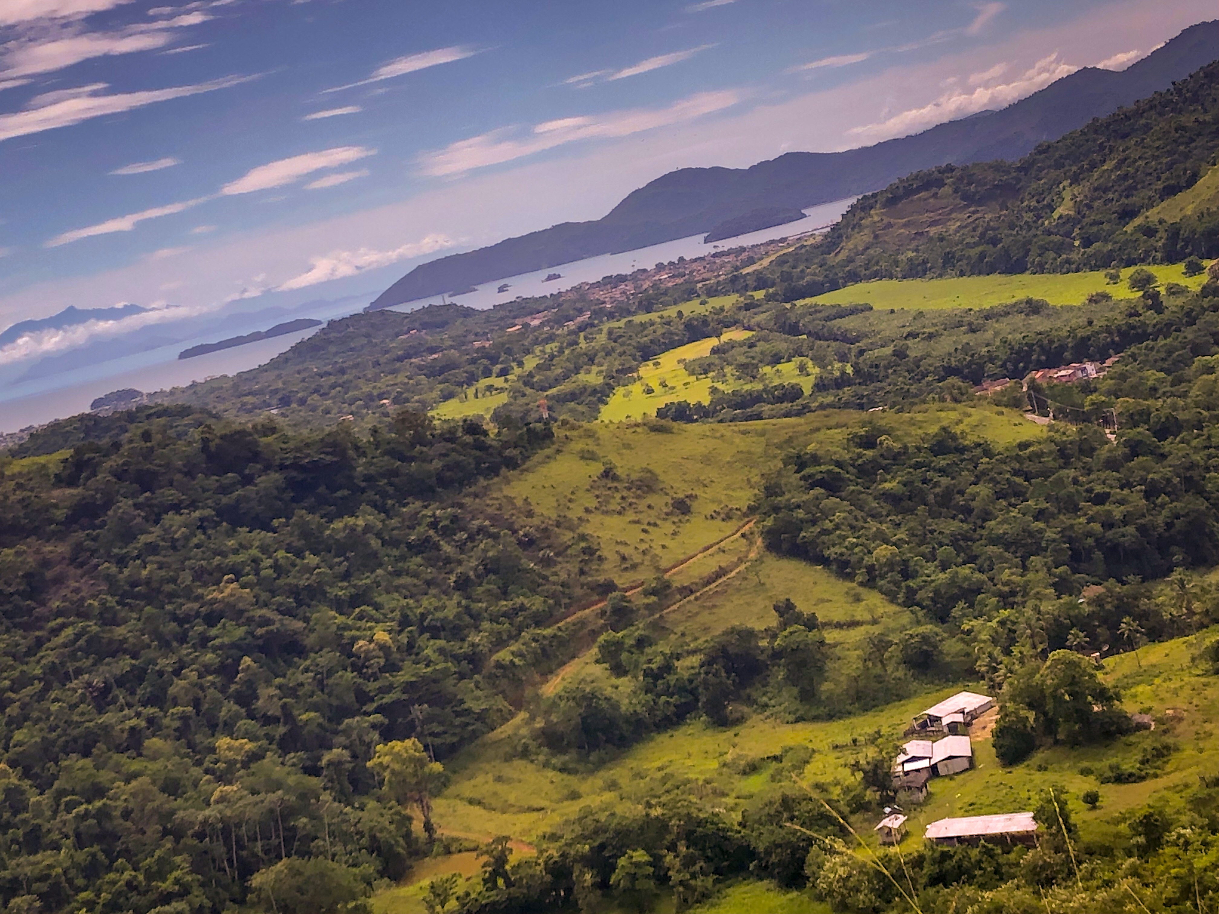 0A2DD0AF-D092-4611-941D-3E13EE654245