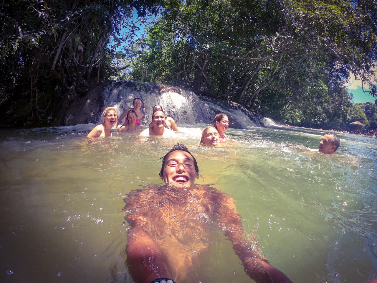 8B00B2D5-0E6E-4DD5-9C21-6E6C2CEDD751