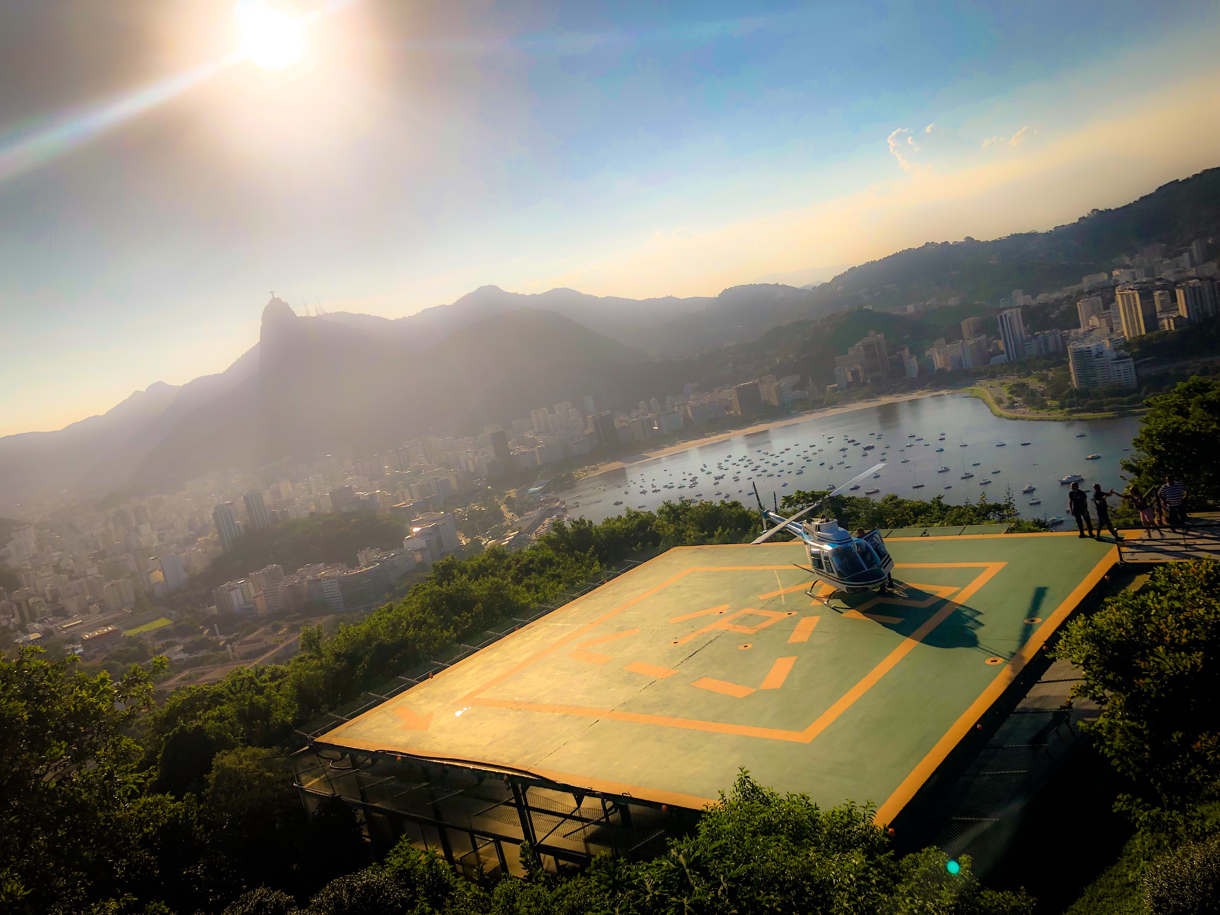 C985B658-3FB1-46F0-800A-8D562A323D90