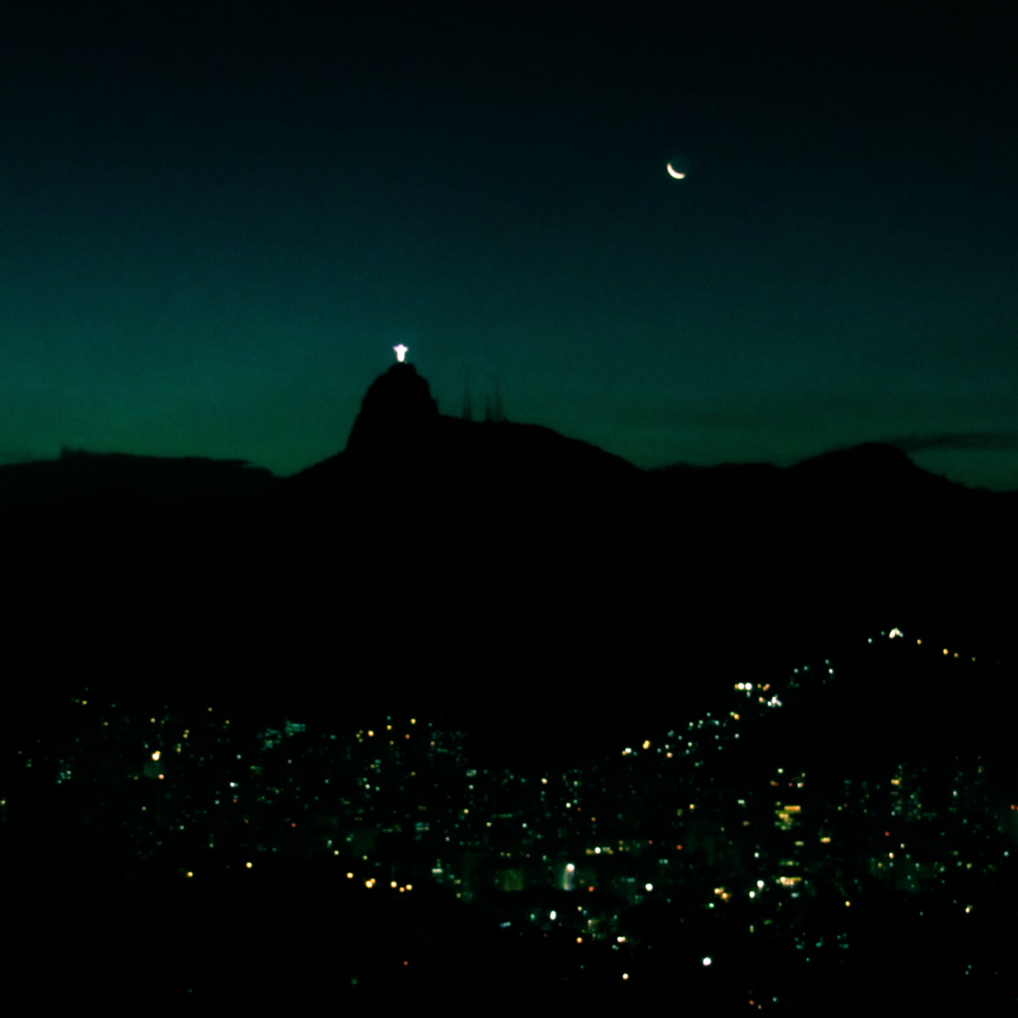 D730EF8F-2CBF-44F0-B222-5983C0A02BDD