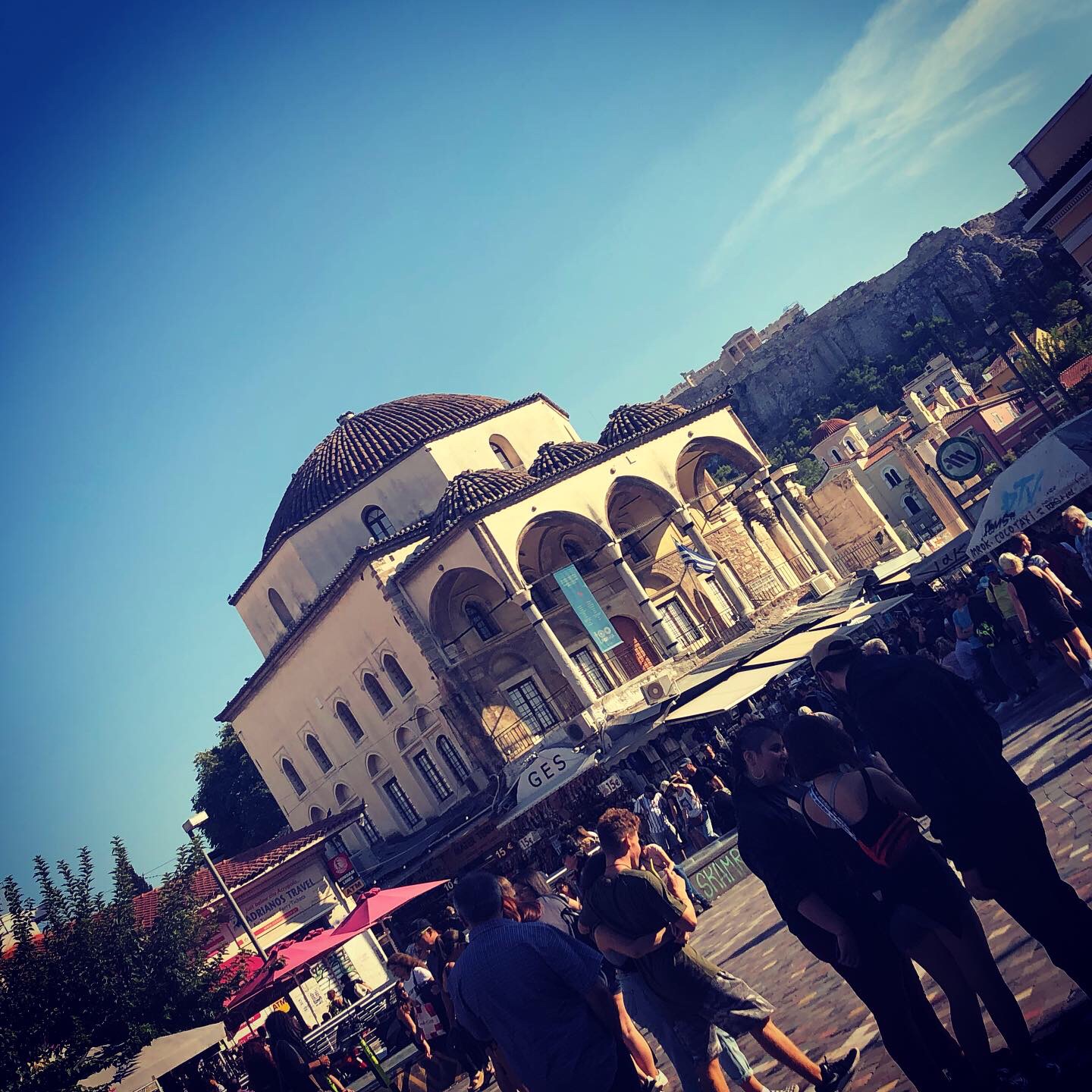 E252A146-758C-4B33-94E6-8D7E0006843F