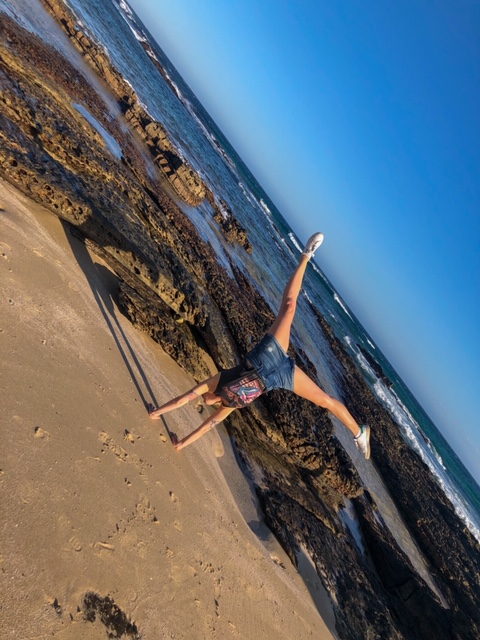 7C87202F-8BA6-4DC3-94CD-7528D955F8F6 (1)