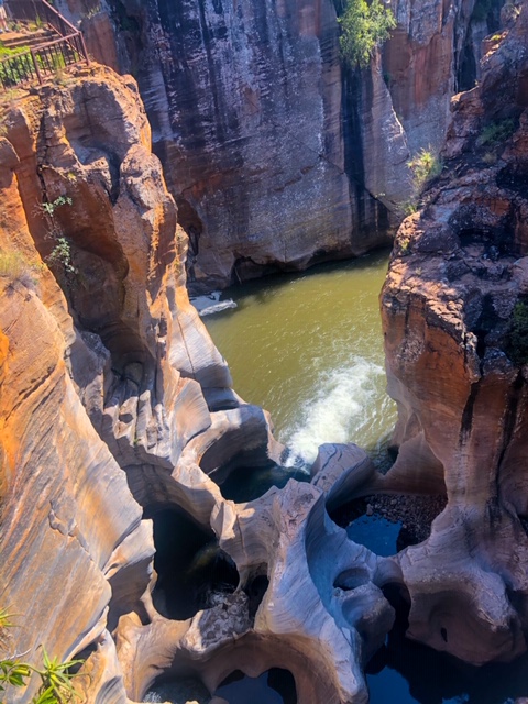 707B143C-B044-48AB-9C4D-7AED0035E4D7