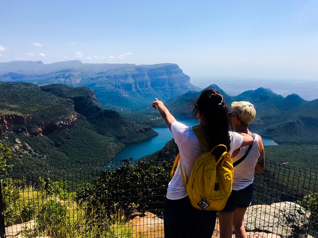 84146607-2B8B-4E36-99A0-10B0D94F1191